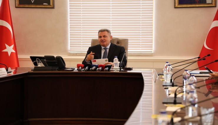İzmir Valisi Elban açıkladı: Kentte 13 suç örgütü çökertildi