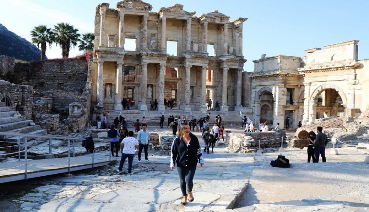 Başkan Sengel: Efes Antik Kenti Kanal Projesi'nin hayata geçmesi mümkün değil   