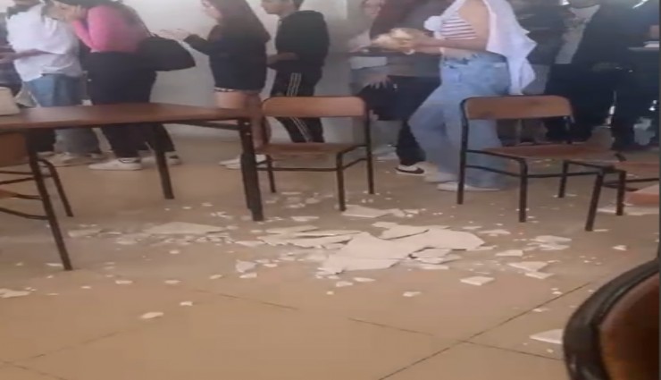 Ege Üniversitesi yemekhanesinde tavandan kopan parçalar öğrencilerin üzerine düştü