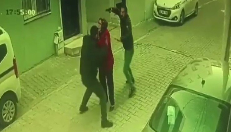 İzmir'de sokak ortasında düello