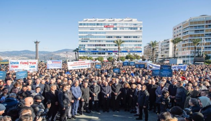 Soyer'den miting gibi tören: 