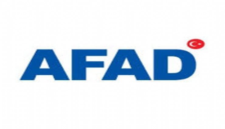 AFAD: Elazığ ilinde kısmi hasar gören 1 binadaki 4 kişi sağ olarak kurtarılmıştır
