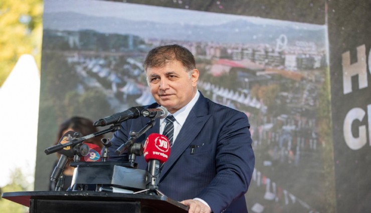 Başkan Tugay'dan Milli birlik ve beraberlik vurgusu: Birlik ve beraberlik içinde bu kumpasları darmadağın edeceğiz