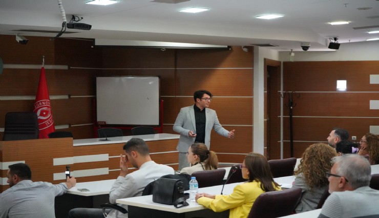 Bornova Belediyesi’nden çalışanlarına 'Temel Afet Bilinci' Eğitimi
