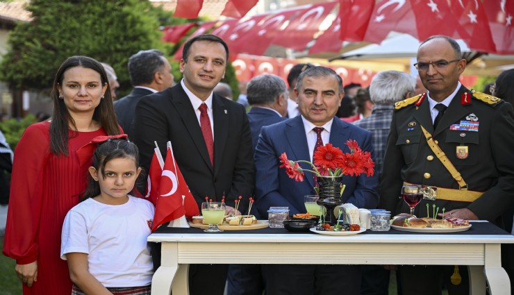 Bornova’da Cumhuriyet coşkusu
