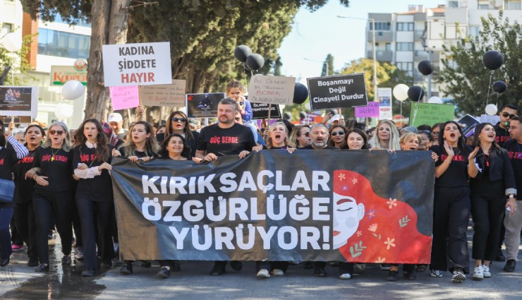 Buca'da kadın ve çocuklar için yürüyüş