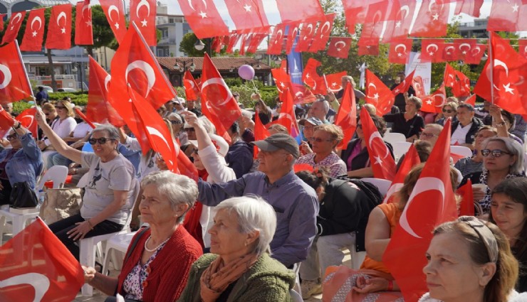 Cumhuriyet Her Yerde sloganıyla 15 günde 19 ilçede Cumhuriyet kutlandı
