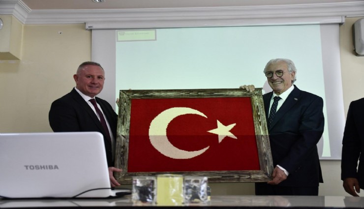 Egeli ihracatçılar, Demirci halısına yatırım yapıyor