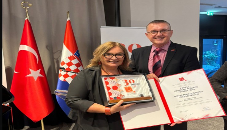 Hırvat-Türk Dostluk Derneği’nden İzmir’e ödül