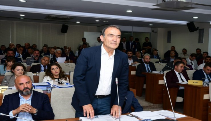 İzmir Büyükşehir Belediyesi Başkan Vekili  Yıldır’dan Kırkpınar’a yanıt: Ucuz ve pespaye şov
