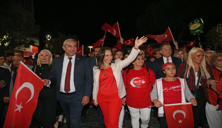 Karşıyaka’da 101. yıla muhteşem kutlama