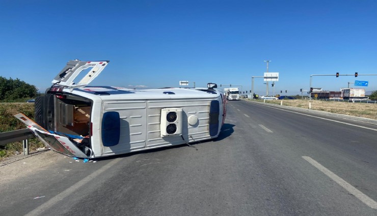 Manisa'da korkutan kaza: 1’i ağır 3 kişi yaralandı