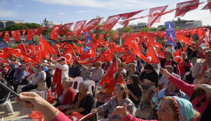 Menderes’i 7’den 70’e herkesi Cumhuriyet ruhu sardı