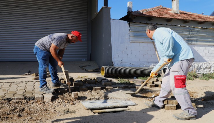 Menderes'te Karakuyu Mahallesi’nde su taşkınlarına son