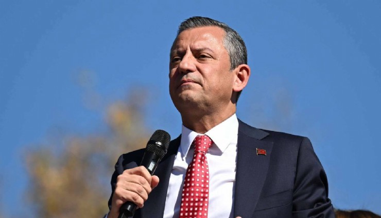 Özgür Özel: 