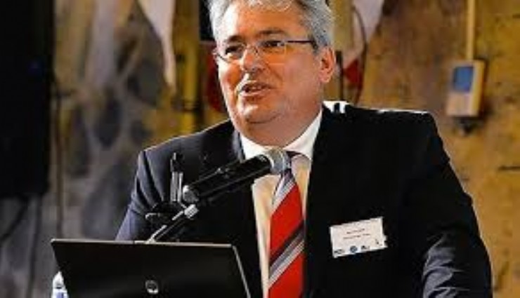 Sönmez Alev'in İZBAN'daki görevine son verildi
