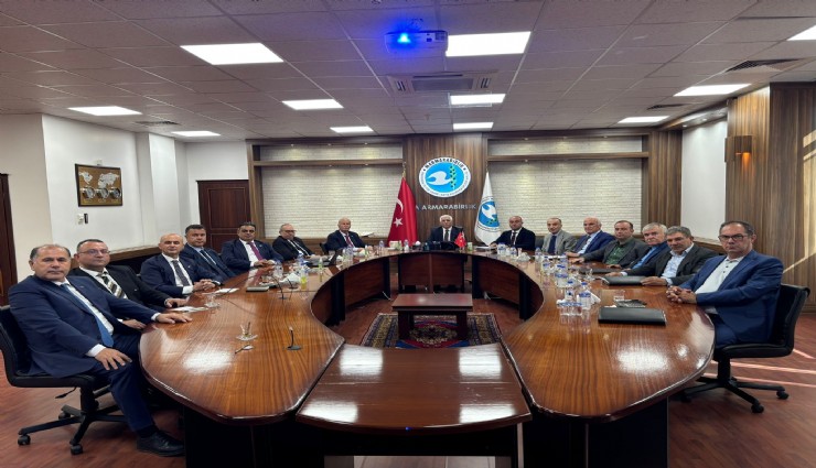 Zeytinde rekolte yüksek, üreticiden alımlar devam ediyor
