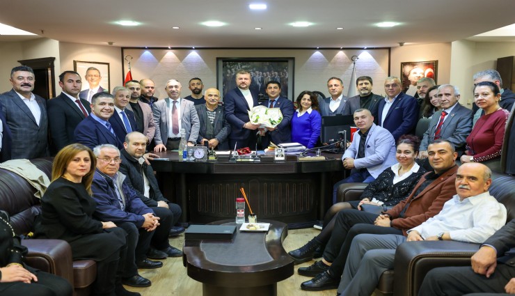Buca Belediye Başkanı Görkem Duman’a muhtarlardan tam destek