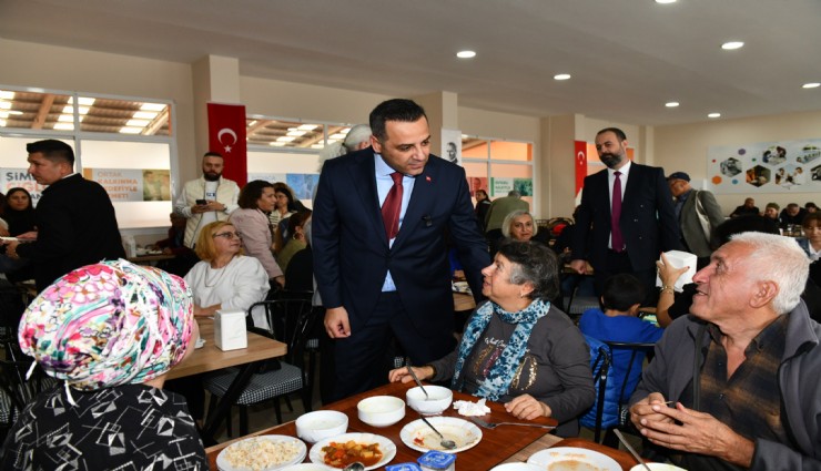 Çiğli Kent Lokantası kapılarını açtı