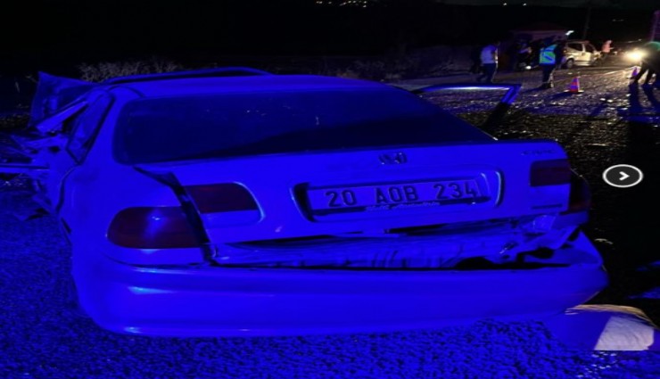 Denizli'de feci kaza: 3 aracın karıştığı kazada 1 kişi hayatını kaybetti