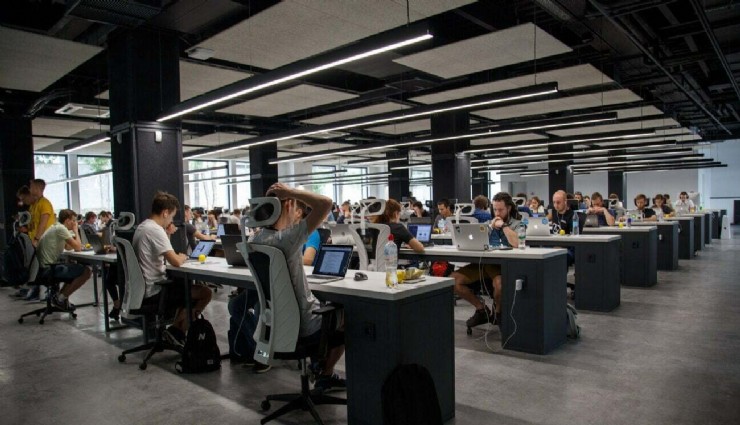 Dünyanın en büyük teknoloji şirketlerinden biri 7 bin kişiyi işten çıkaracak!