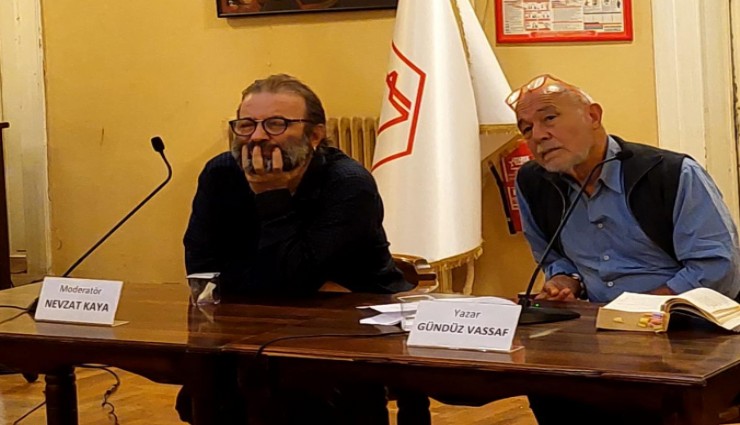 Edebiyat Söyleşileri’nin konuğu Gündüz Vassaf oldu