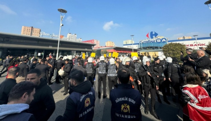 Esenyurt'ta CHP'lilere polis engeli