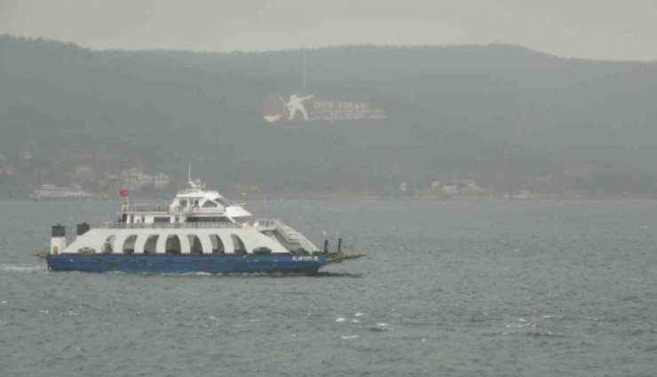 Fırtına nedeniyle Bozcaada ve Gökçeada’ya feribot seferleri yapılamıyor