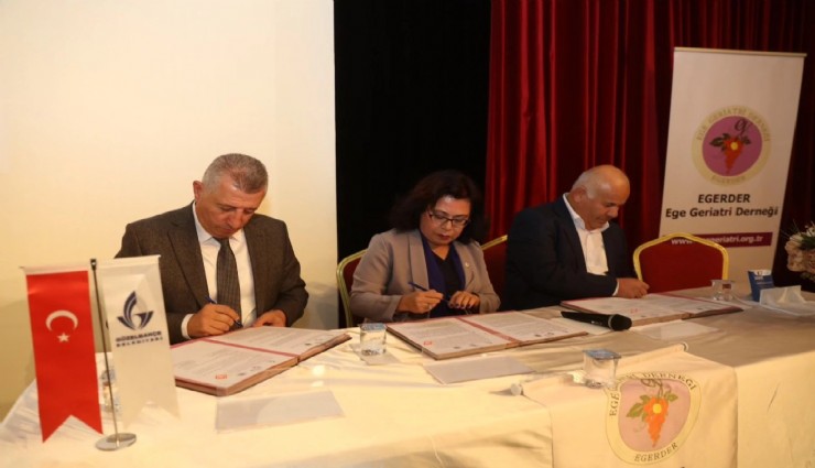 Güzelbahçe’de üçüncü yaş üniversitesi için imzalar atıldı