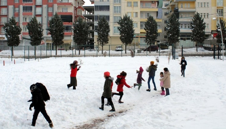 İşte kar nedeniyle eğitime ara verilen il ve ilçeler