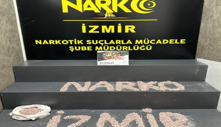 İzmir'e binlerce zehir getirdi: 10 bin uyuşturucu hap ile otogarda yakalandı