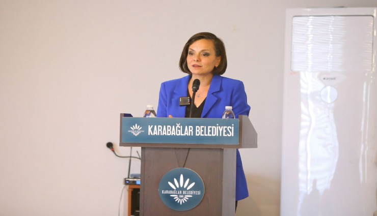 Karabağlar Belediyesi'nden Bağımlılıkla Mücadele Seminerleri başladı
