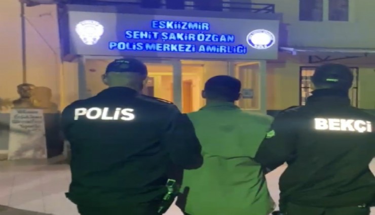 Karabağlar'da polis kovaladı suçlu kaçtı: 17 yıl hapis cezasıyla aranan şahıs yakalandı