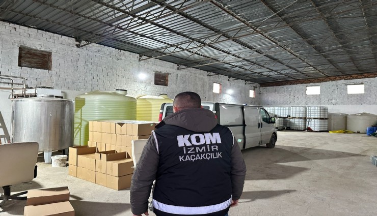 Menemen'de bir depoya polis ekipleri tarafından baskın: 28 ton etil alkol ele geçirildi