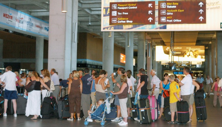 Muğla, 10 ayda tüm zamanların turist rekorunu kırdı:  3 milyon 640 bin 387 yabancı turist geldi