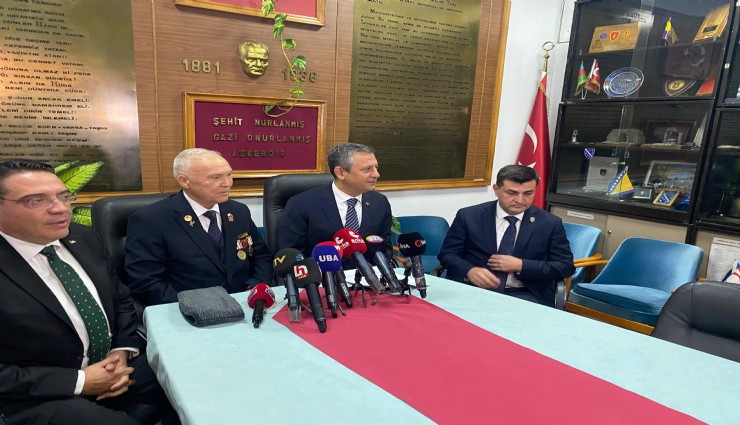 Özgür Özel meclis kavgasıyla ilgili konuştu: Trollenmişler