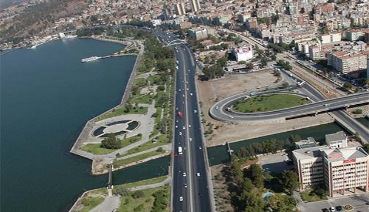 Türkiye’nin dev firması İzmir’in merkezinde denize sıfır biri beş yıldızlı iki otel yapacak