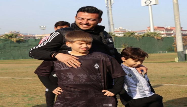 Altay’dan minik taraftarına unutulmaz jest