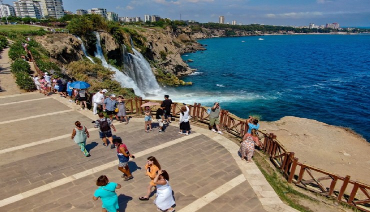 Antalya'dan turizm rekoru:16 milyon ziyaretçi geldi
