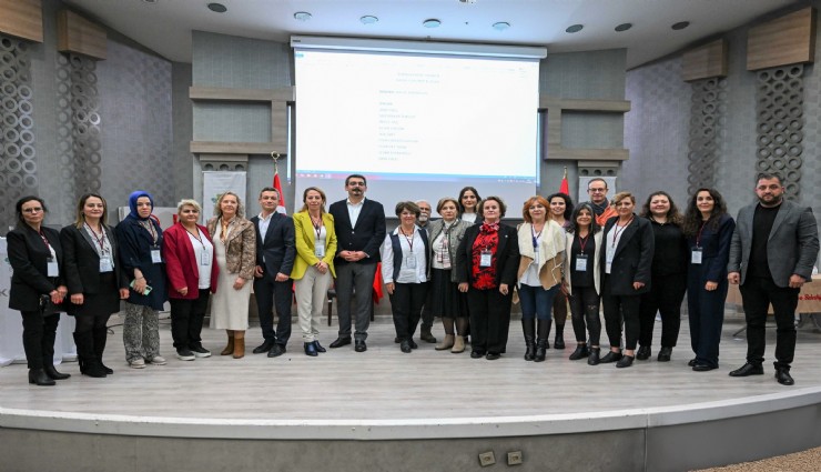 Bornova Kent Konseyi Kadın Meclisi Kadın Meclisi Başkanlığı'na Özgül Ağırbasan seçildi