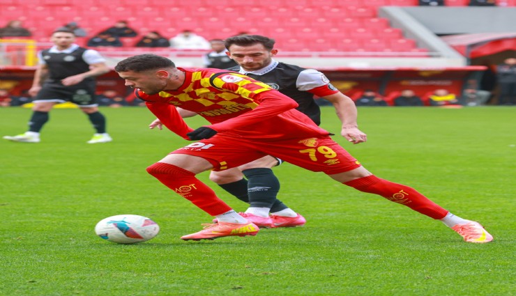 Göztepe hazırlık maçında Manisa FK'ya yenildi