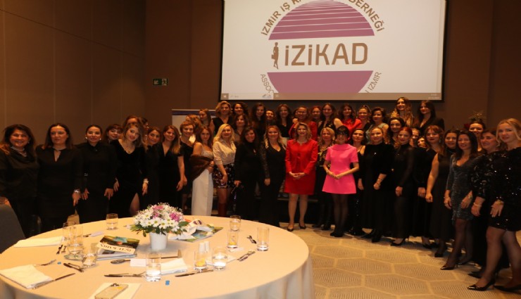İZİKAD 5. İş Dünyası Girişimcilik Ödülleri sahiplerini buldu  Fark yaratan kadınlar ödüllerini aldı