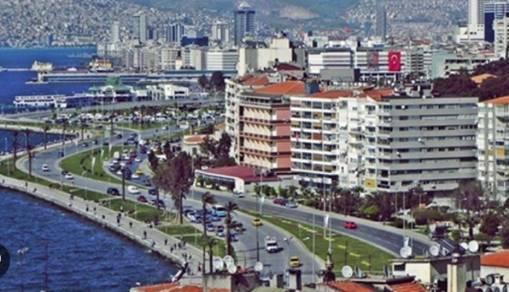 İzmir Emlak Odası Başkanı Güleroğlu: Suriyeliler bir yere gitmiyor, emlak piyasasını etkileyen bir durum yok
