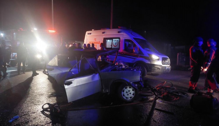 Kemalpaşa'da feci kaza: Sürücü hayatını kaybetti