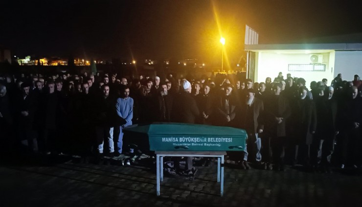 Manisa'da koca dehşeti: 4 çocuk annesi toprağa verildi