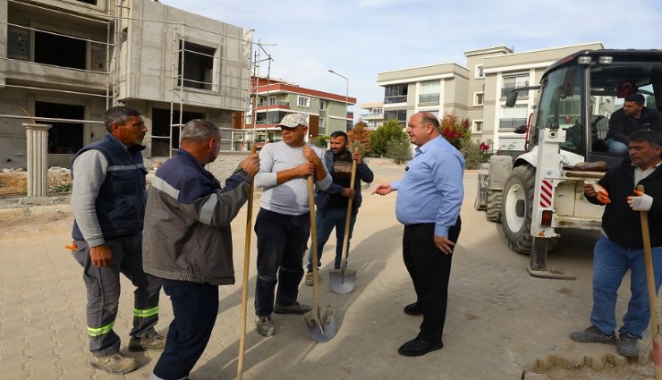 Menderes’te Yollar Yenileniyor