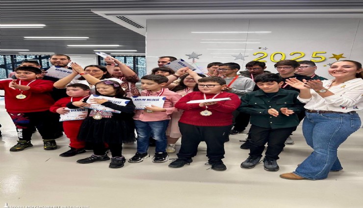 Özel çocuklara özel yılbaşı kutlaması