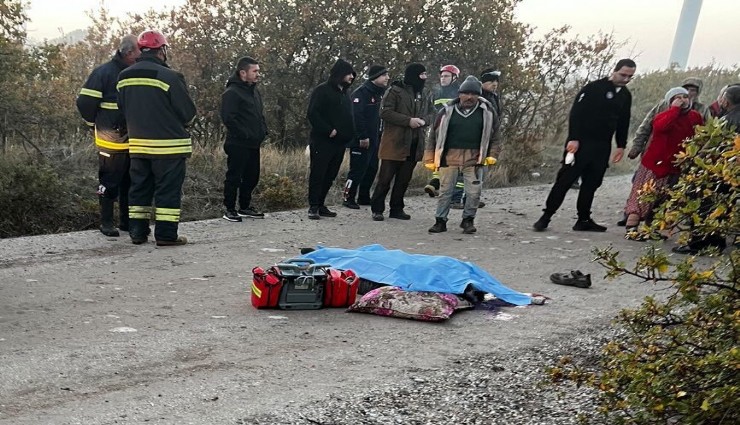Traktörün altında kalan işçi hayatını kaybetti