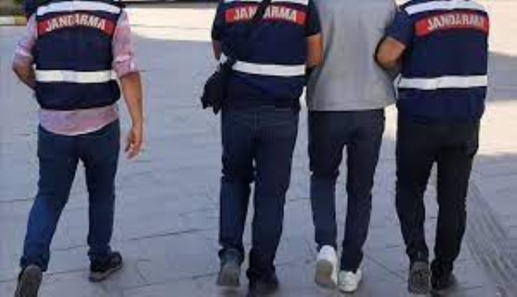 Yurt dışına kaçmaya çalışan Afgan zehir taciri, Çeşme'de yakalandı