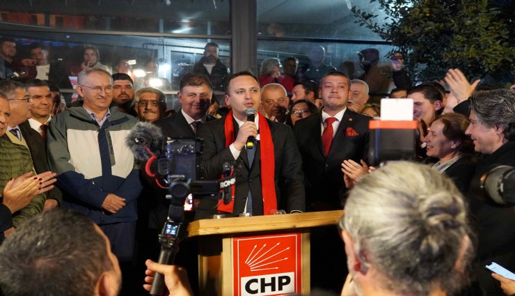 CHP’li Eşki’den miting gibi açılış